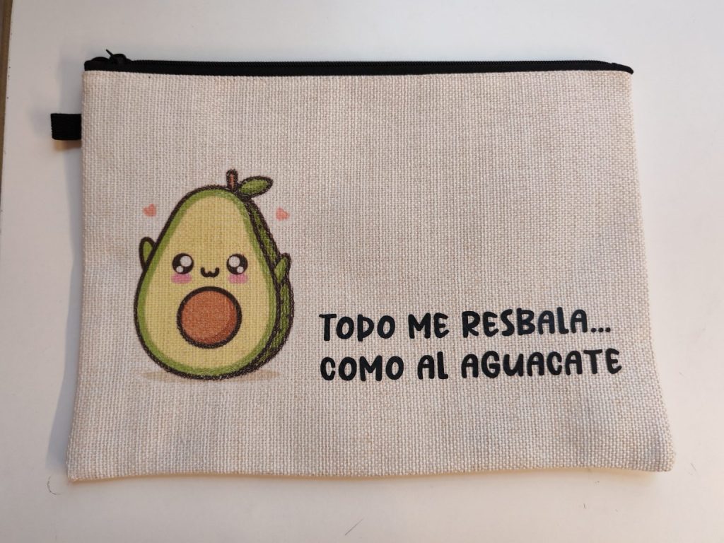 Neceser mediano · Todo me resbala como al aguacate
