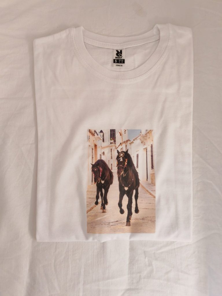 Camiseta · Caballos
